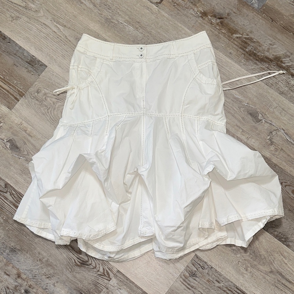 Puffy White Asymmetrical Ruffle Skirt w/pockets pirate Women